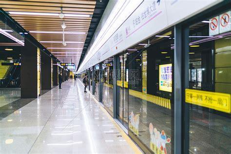 地下轨道站
