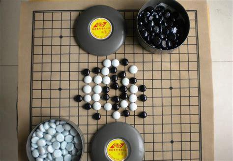 彩色五子棋图1
