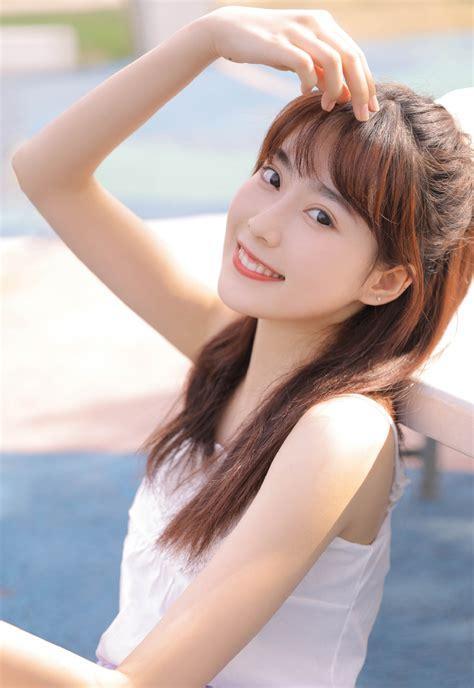 清凉美女图2
